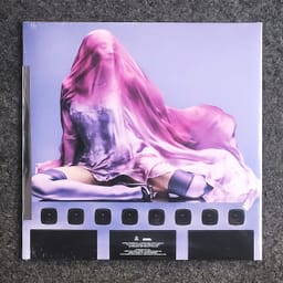 Madonna - Confessions II (Deluxe Edition) - Thumbnail 2