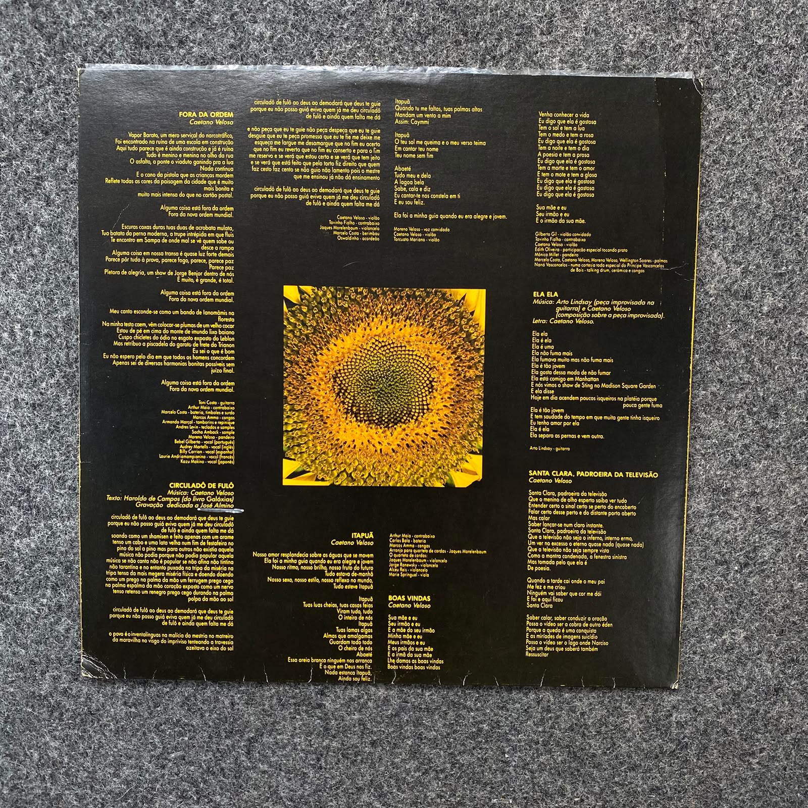 Caetano Veloso - Circuladô (Brasil, 1991) - Thumbnail 4