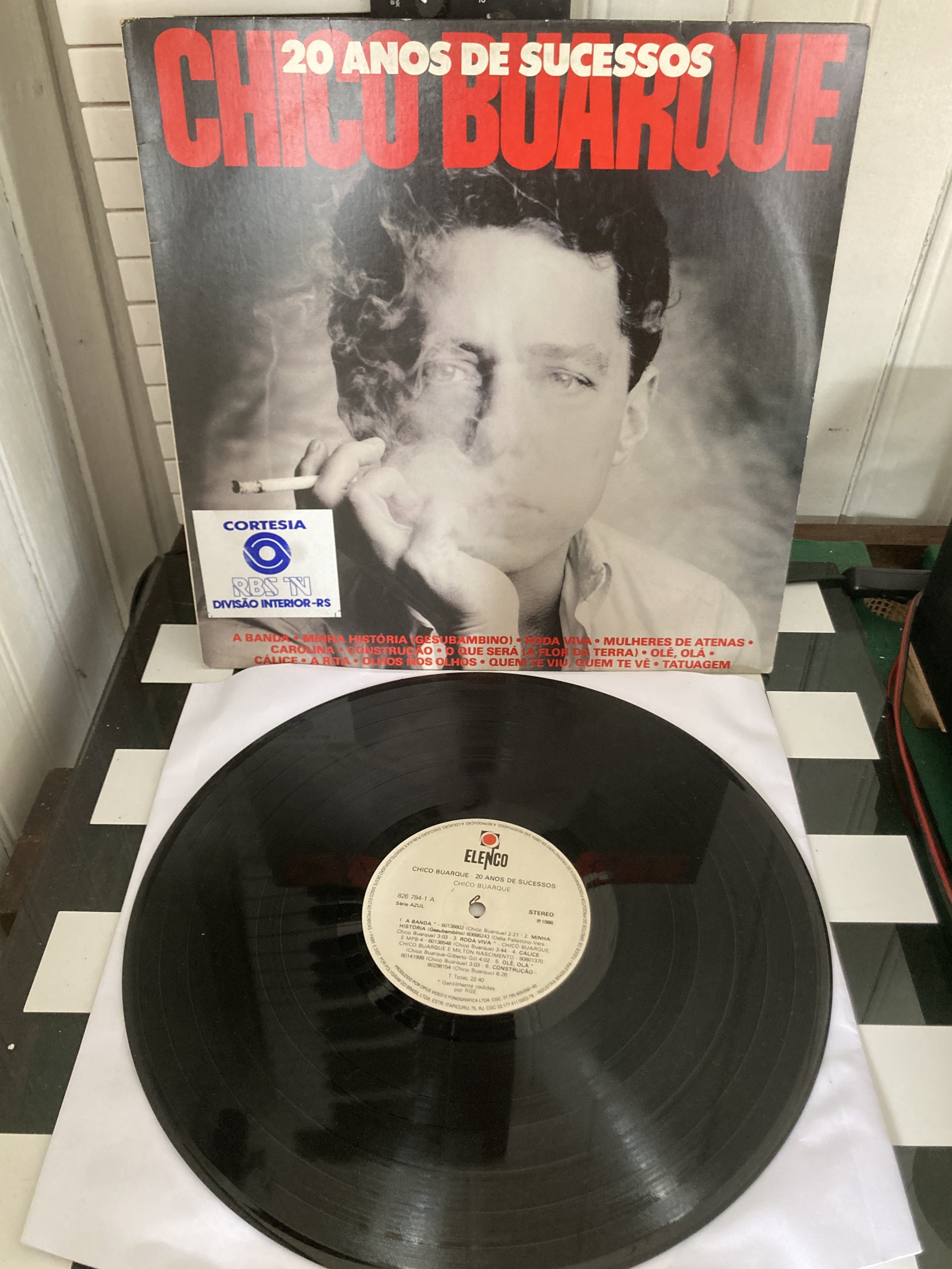 Chico Buarque - 20 Anos de Sucessos